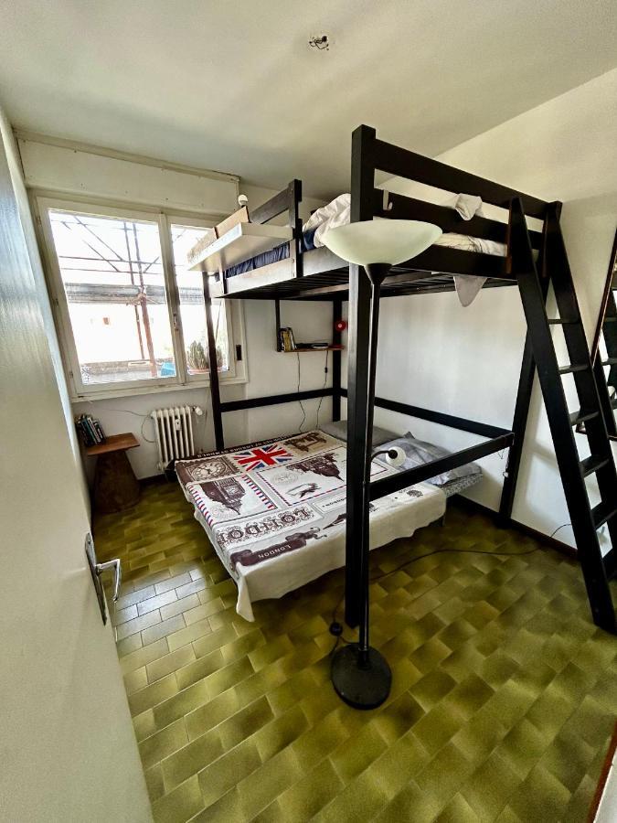 Lighthouse Apartment In Center Of 우디네 외부 사진